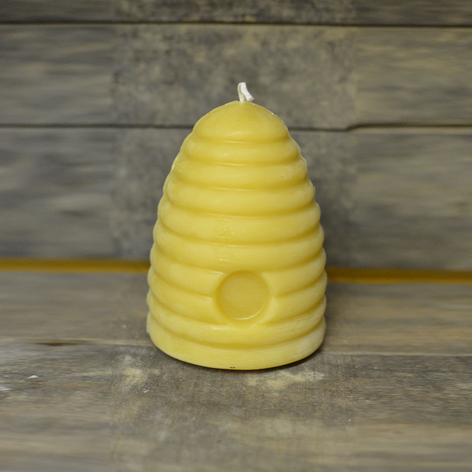 Large Hive Candle .33lb
